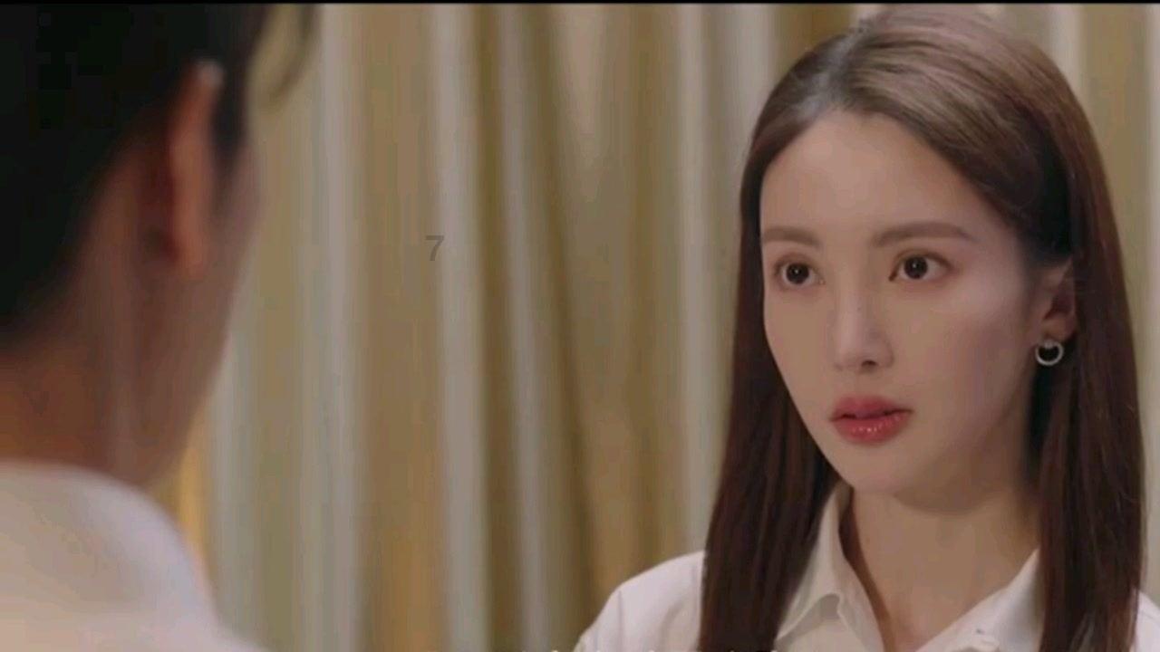 杨振宁翁帆住宅曝光,房间狭小异常简朴,不在乎名利