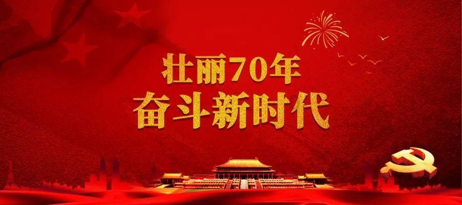 奔驰全新一代国产E级插混街拍！油耗更低，官方涨价接受吗？